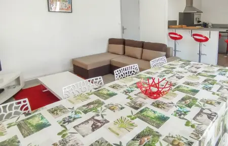 Maison 10 personnes avec piscine privée à Nîmes : photo 4