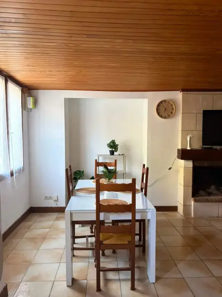 Maison avec cheminée et terrasse à Cormery, en Touraine : photo 11