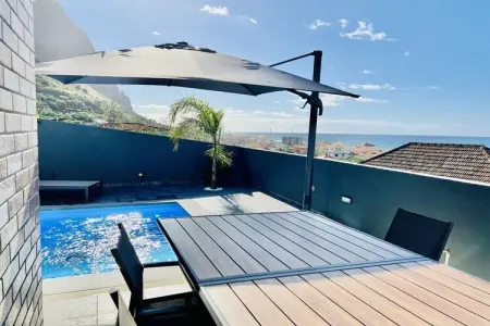 Maison 4 pers. avec piscine chauffée et vue mer à Paul do Mar : photo 8