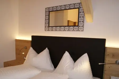 Maison indépendante avec piscine à Meran, vue montagnes : photo 11
