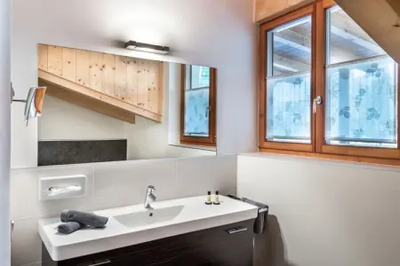 Maison indépendante avec piscine à Meran, vue montagnes : photo 12