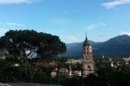 Maison indépendante avec piscine à Meran, vue montagnes : photo 14