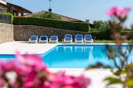 Maison 130 m² à Lazise, jardin privé et vue lac : photo 3