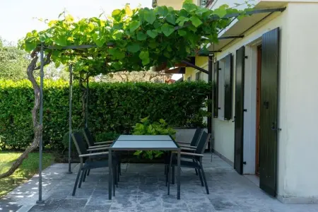 Maison 130 m² à Lazise, jardin privé et vue lac : photo 8