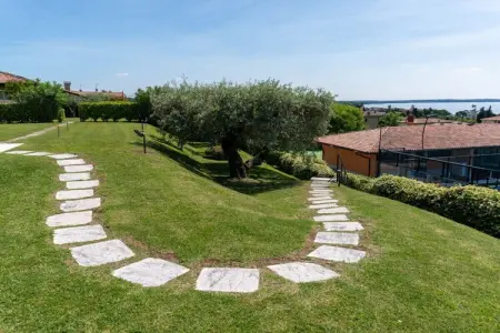 Maison 130 m² à Lazise, jardin privé et vue lac : photo 20