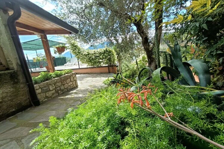 Maison 4 pers. à Brenzone sul Garda, terrasse privée - Photo 13