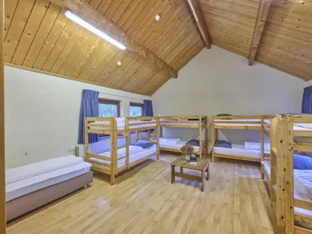 Maison Castariere à Barvaux : grand jardin et 9 chambres, 26 pers. : photo 4