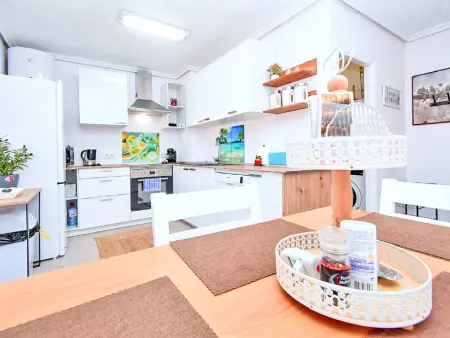 Apt 4 pièces rénové 2025 - Los Urrutias, 400m plage : photo 9