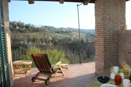 Appartement fermier à Monforte d'Alba, vue sur les Langhe : photo 7