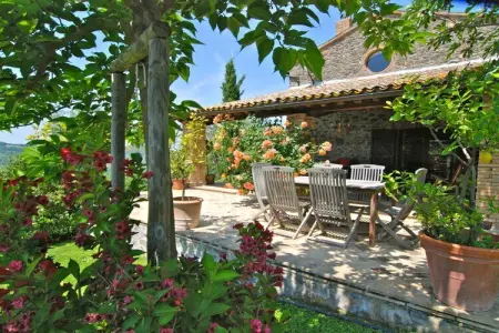 Santa Croce, ancienne église-vignoble avec piscine débordement : photo 5