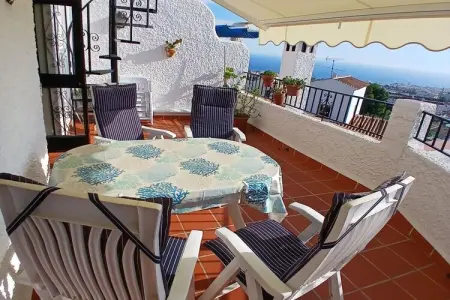 Casa Anna à Nerja : maison 2 chambres, terrasse vue mer 180° : photo 2