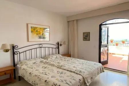 Casa Anna à Nerja : maison 2 chambres, terrasse vue mer 180° : photo 18