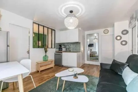 Location appartement à Montreuil, Bel appartement – 2 chambres/6 salles de bains – Montreuil – près de Paris
