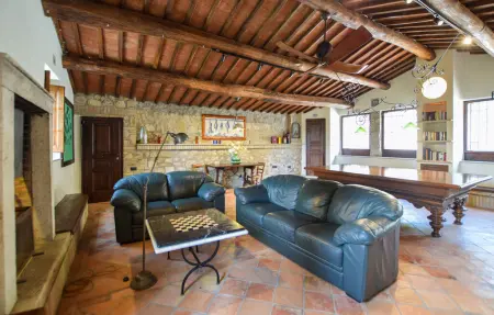 Villa en pierre à Allerona, 7 chambres et piscine : photo 5