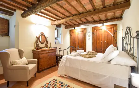 Villa en pierre à Allerona, 7 chambres et piscine : photo 7