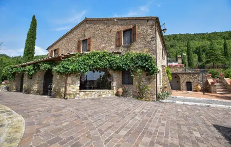 Villa en pierre à Allerona, 7 chambres et piscine : photo 8