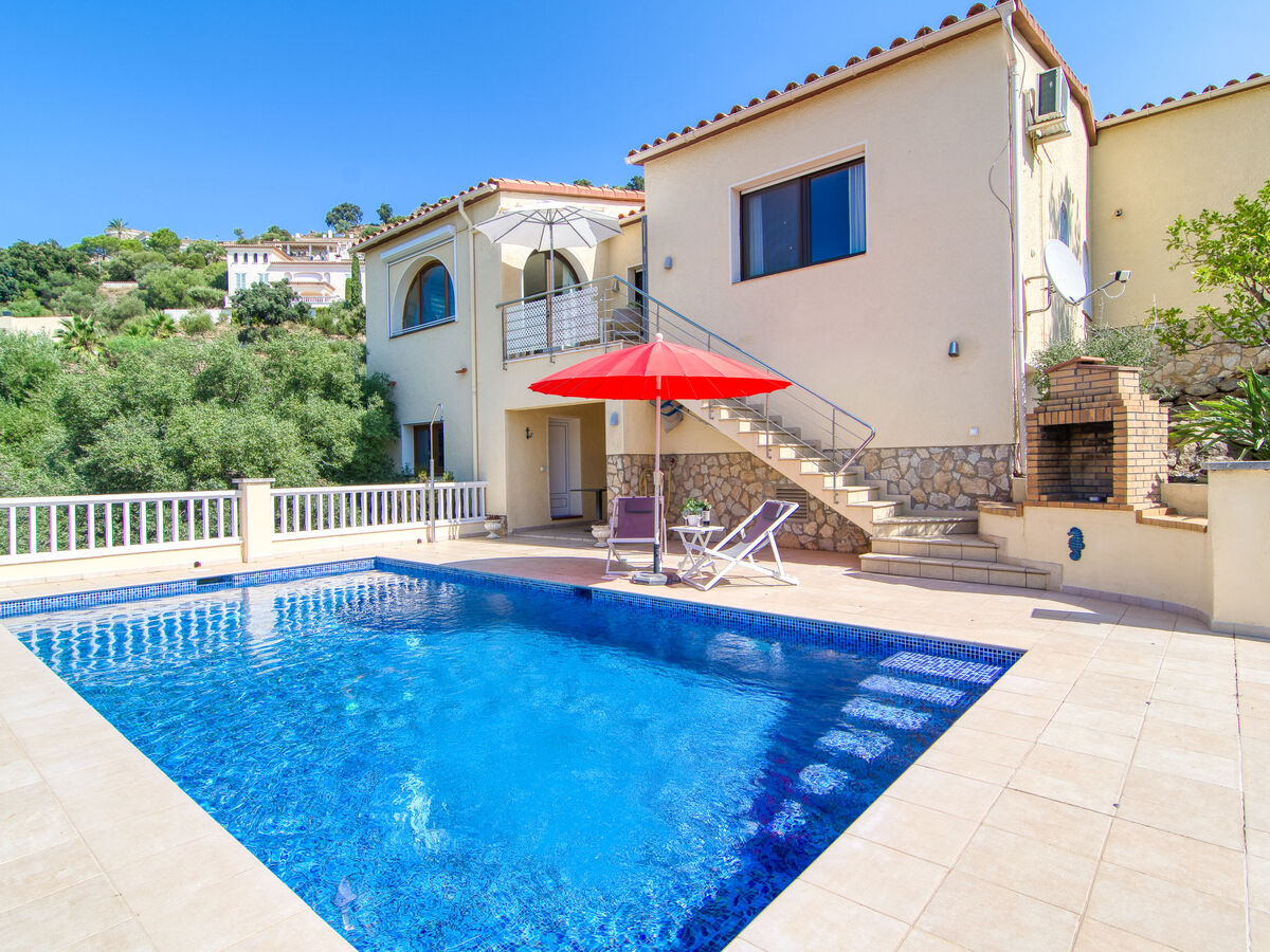 Villa Girasol avec piscine à Palau Savardera - Photo 1