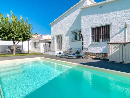 Maison Antonia avec piscine à Empuriabrava : photo 25