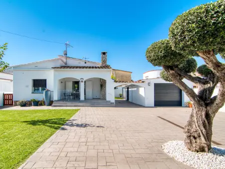 Maison Antonia avec piscine à Empuriabrava : photo 37