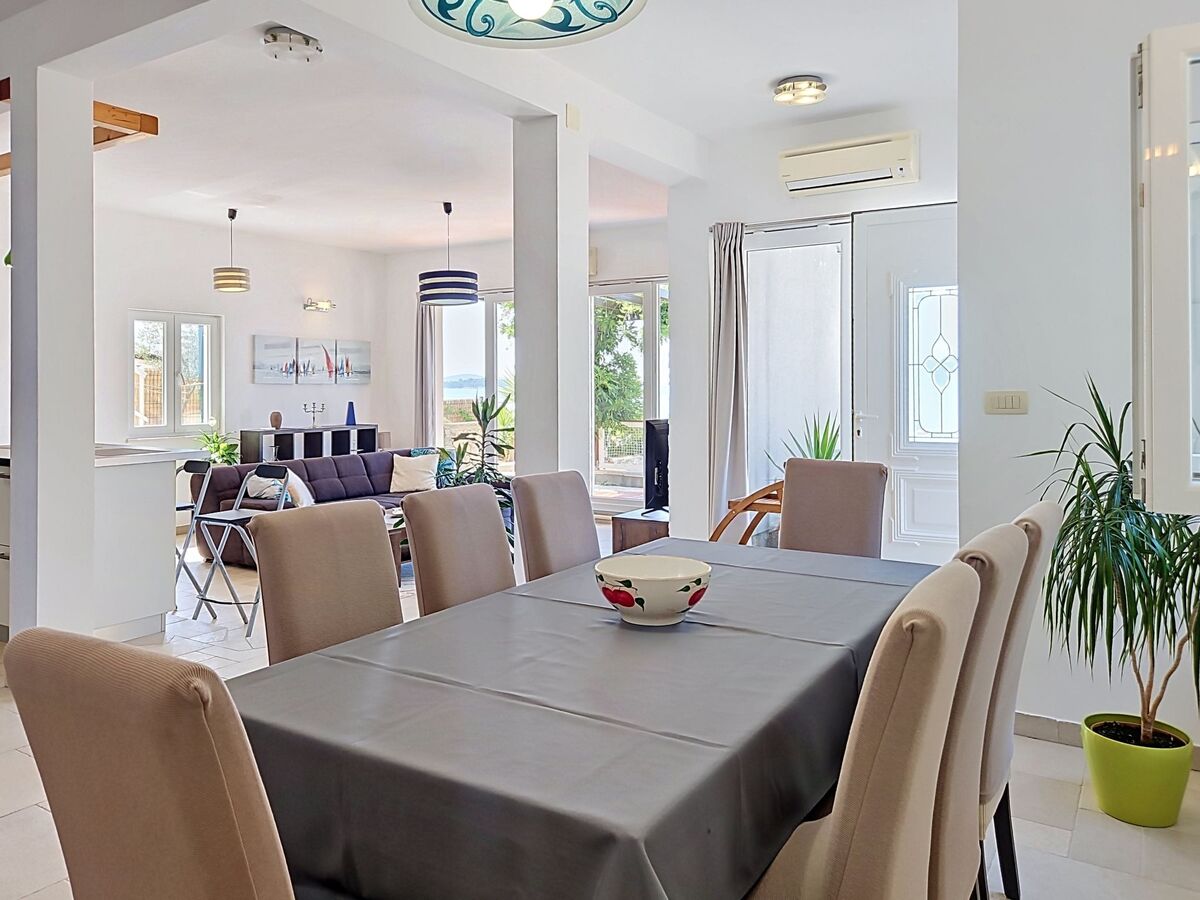 Mariva, maison 8 pers. avec piscine privée à 20 m de la mer - Photo 5