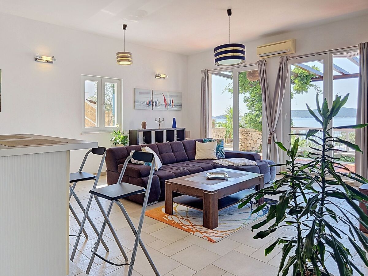 Mariva, maison 8 pers. avec piscine privée à 20 m de la mer - Photo 12