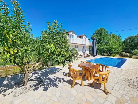Maison Ivana avec piscine privée à Imotski : photo 9