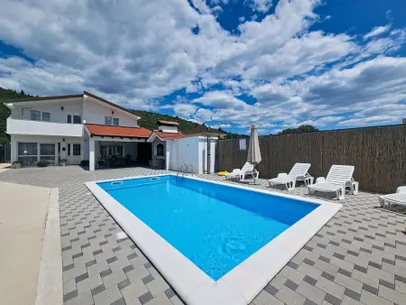 Maison Ivana à Imotski : piscine privée 4x7m : photo 2