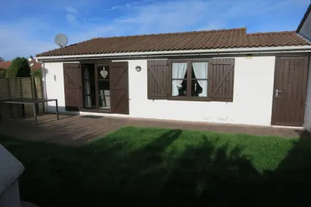 Maison 2 chambres avec jardin et piscine à Bredene : photo 4