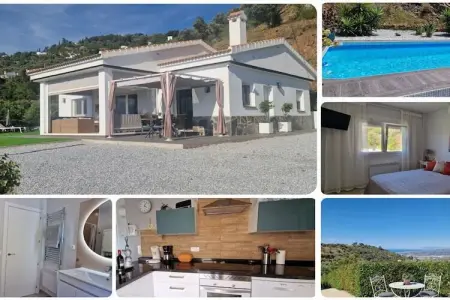 Location gite à Sayalonga, Chalet avec piscine à Sayalonga