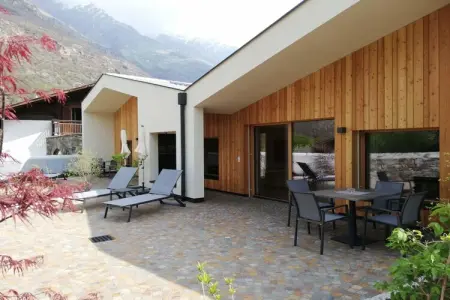 Maison Brenngass à Naturns, vue sur le château de Juval : photo 2