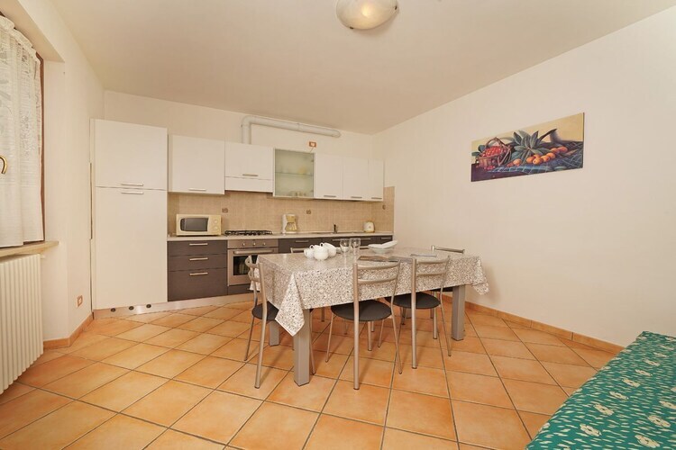 Appartement Infinity à Tignale, 3 chambres, jardin d'oliviers - Photo 7