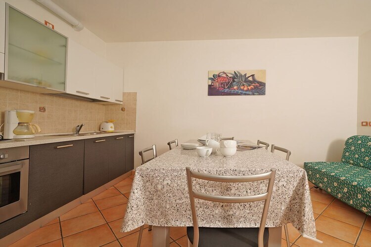 Appartement Infinity à Tignale, 3 chambres, jardin d'oliviers - Photo 8