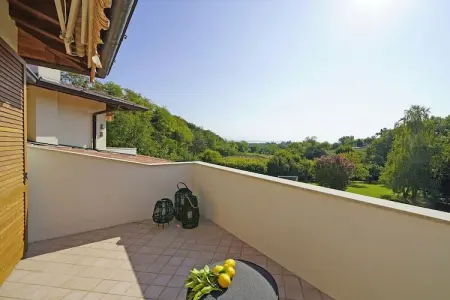 412224, Villa 12 personnes à  - Photo 3