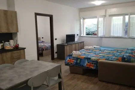 544906, Maison 5 personnes à Varese : photo 11