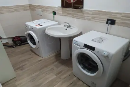 544906, Maison 5 personnes à Varese : photo 20