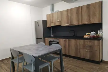 544906, Maison 5 personnes à Varese : photo 33