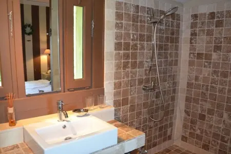 479831, Maison 2 personnes à 46600 Saint Denis les Martel : photo 32