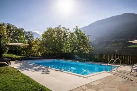593909, Maison 2 personnes à Lana : photo 2