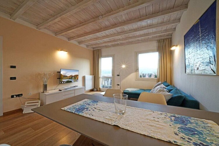 L'Orologio, maison 4 pers. avec balcon à Salò - Photo 8