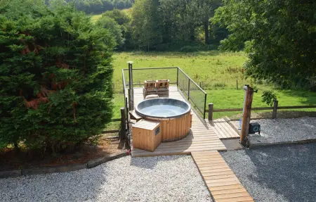 Maison à colombages avec bain nordique et salle de fitness : photo 2