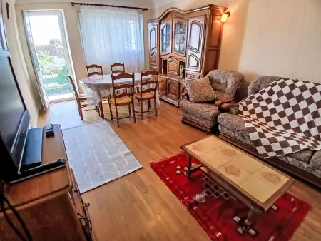 Maison Puys-Richards à Saint-Georges-de-Mons, 5 personnes : photo 3