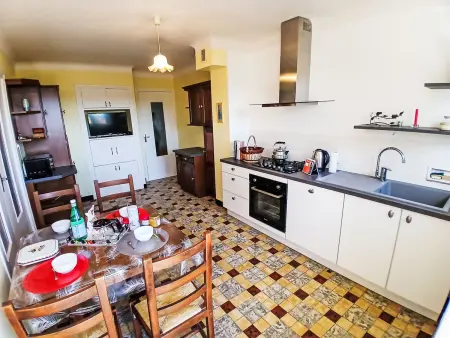 Maison Puys-Richards à Saint-Georges-de-Mons, 5 personnes : photo 4