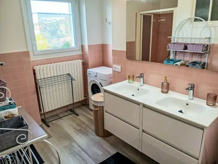 Maison Puys-Richards à Saint-Georges-de-Mons, 5 personnes : photo 17