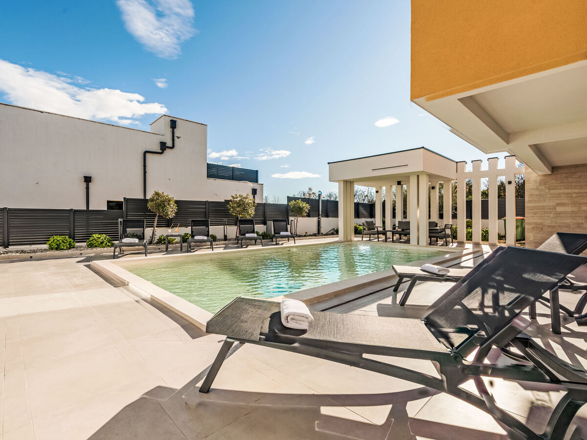 Villa avec piscine chauffée à Pridraga, 6 personnes - Photo 32