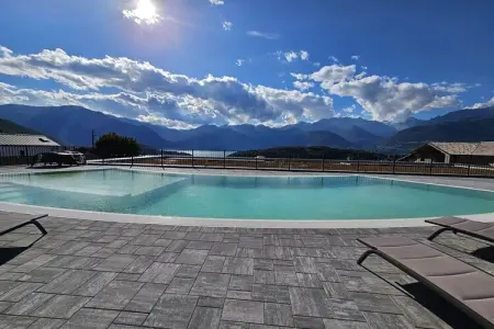 Casa Alice à Colico : appartement 2 chambres avec piscine et vue lac : photo 3