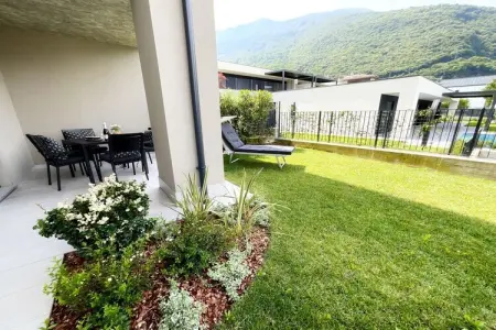 Casa Alice à Colico : appartement 2 chambres avec piscine et vue lac : photo 9