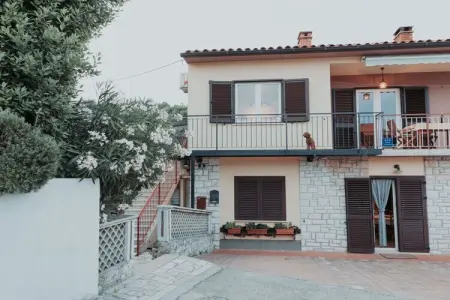 582715, Appartement de vacances à Rabac avec piscine - Photo 9