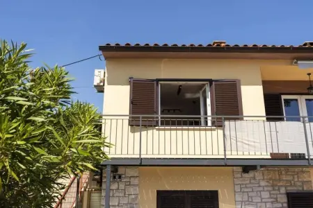 582715, Appartement de vacances à Rabac avec piscine - Photo 13