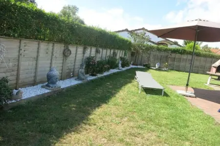 Maison 60 m² plain-pied, jardin sud et piscine chauffée : photo 3