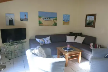 Maison 60 m² plain-pied, jardin sud et piscine chauffée : photo 9